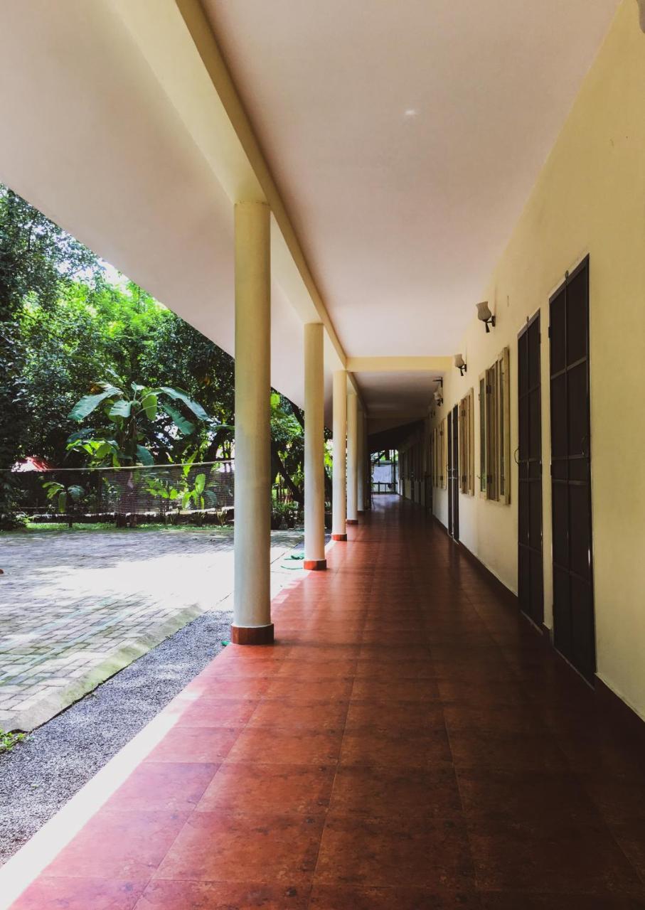 Palm Grove Service Villa Kochi Luaran gambar